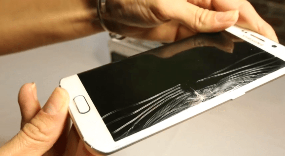 samsung-galaxy-s6-edge-screen-cracked-under-pressure-in-square-trade-test